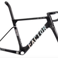 Gloss Carbon/Chrome